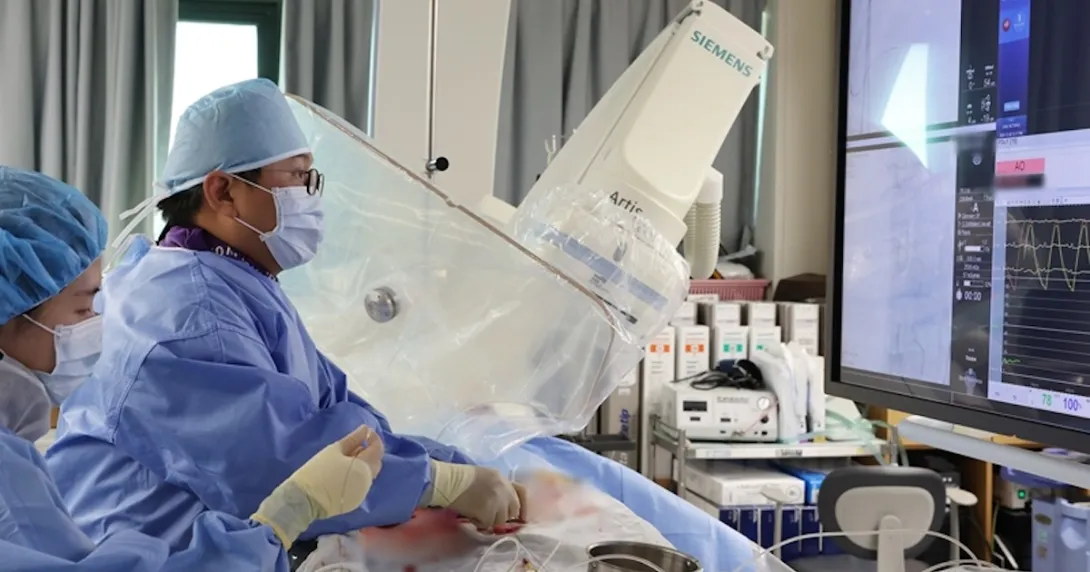 A surgeon conducting a stent procedure